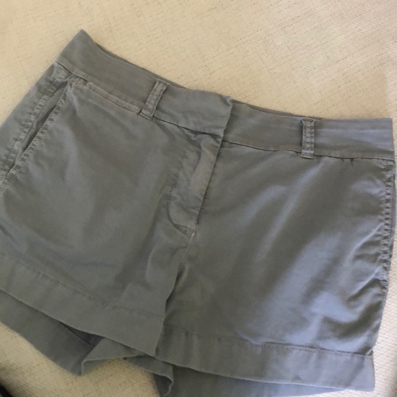 Vineyard Vines/J Crew chino short bundle - Picture 5 of 8